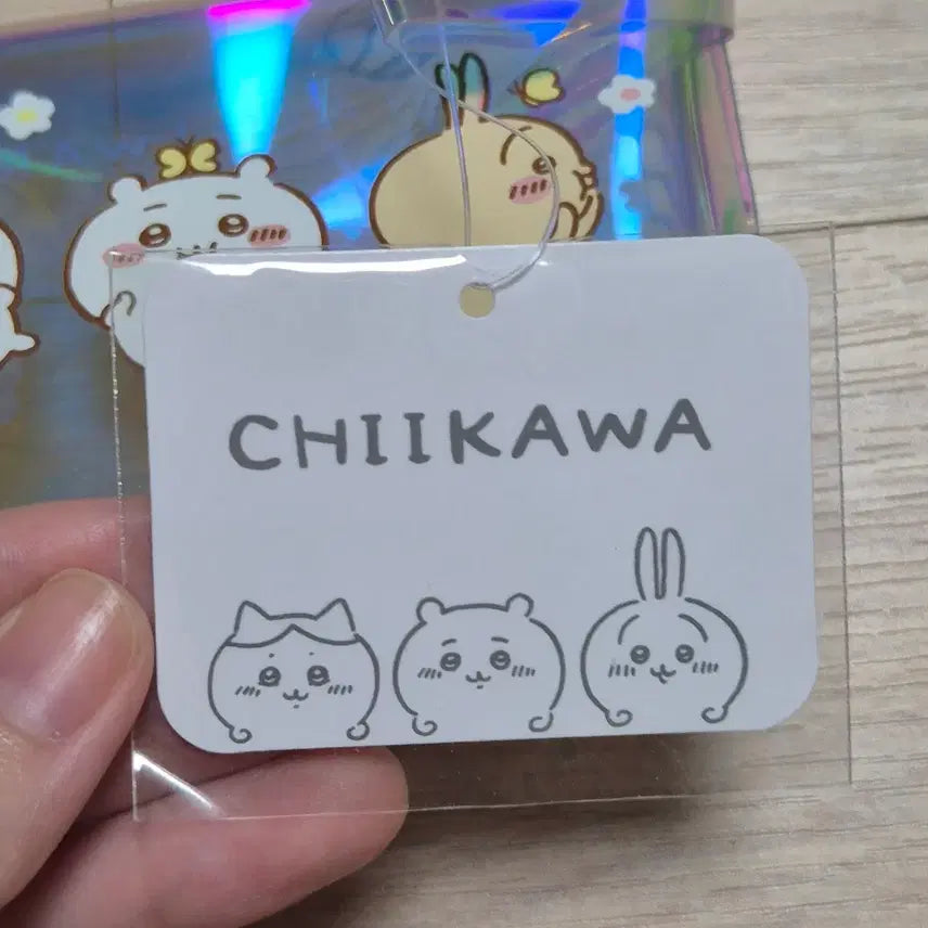 [BUNJANG] Chiikawa Hologram Pouch (Hachiwara) / 먼작귀 치이카와 홀로그램 파우치 (하치와레)