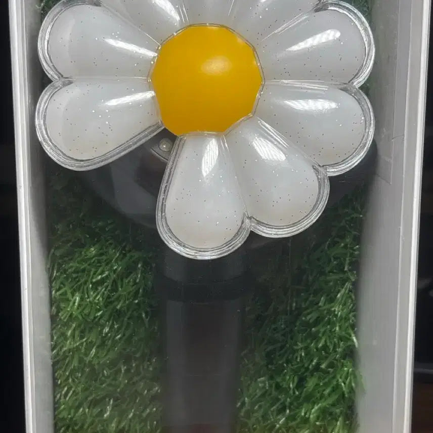 [BUNJANG] G-Dragon Daisy Bong Lightstick / 지드래곤 응원봉 데이지봉