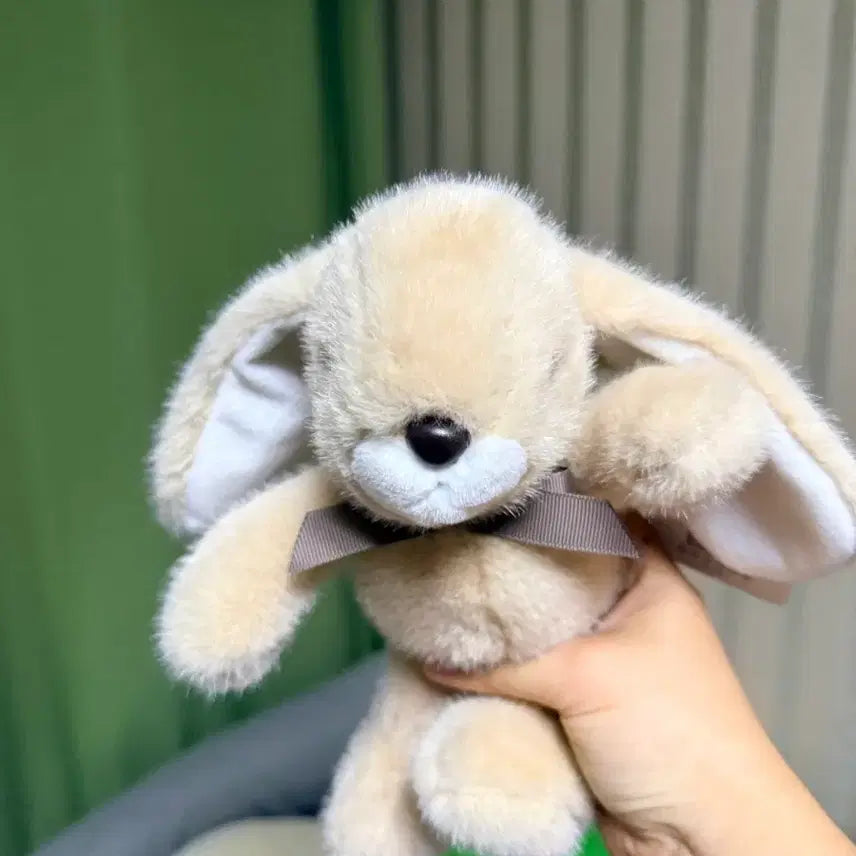 [BUNJANG] Beige Rabbit Plush Keychain with Ribbon / 토끼 인형키링 베이지색 리본