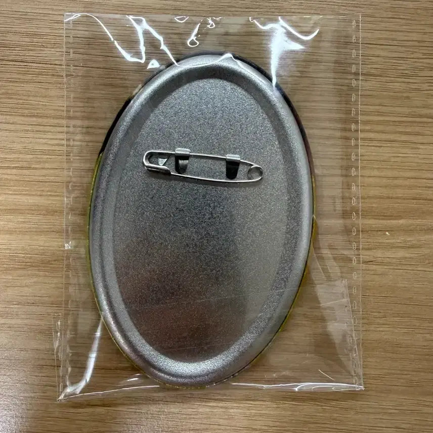 [BUNJANG] SEVENTEEN THE 8 Official Can Badge + Official Ticket / (새상품)입청운 공식 캔뱃지 + 공식 티켓 덤 후명호 노욱효