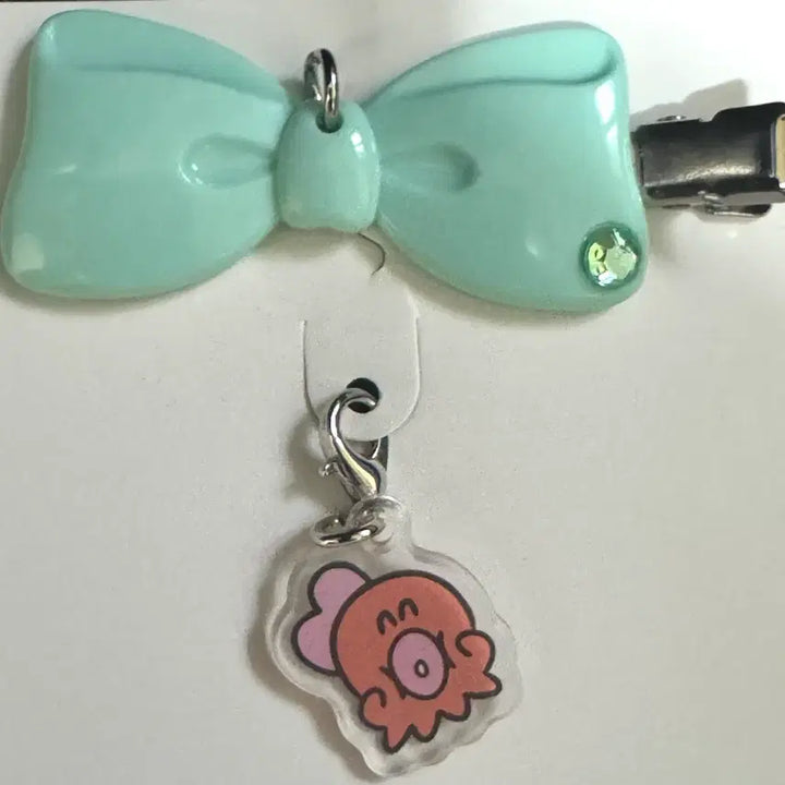 [BUNJANG] Sanrio Hangyodon Hair Clip / 산리오 한교동 머리핀 헤어클립