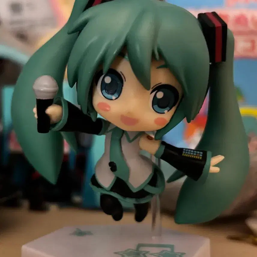 [BUNJANG] Classic Miku Vocaloid Figure / 고전 미쿠 피규어