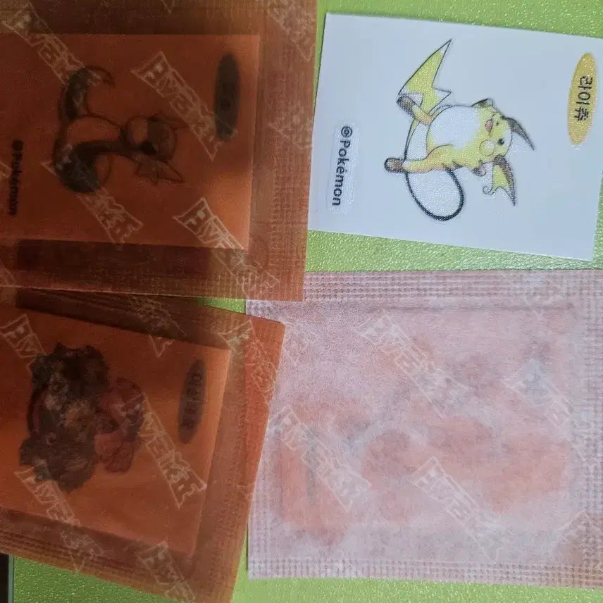 [BUNJANG] Pokemon 30th Anniversary 4-Type Sticker Set / 포켓몬스터 30주년 띠부씰 4종