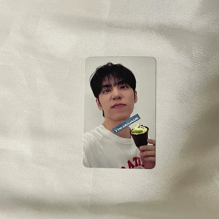 [BUNJANG] Day6 The Decade Concert Merchandise Wonpil Photocard Cupcake Version / 데이식스 더데케이드 막콘 입장 기프트 포카 원필 컵케이크