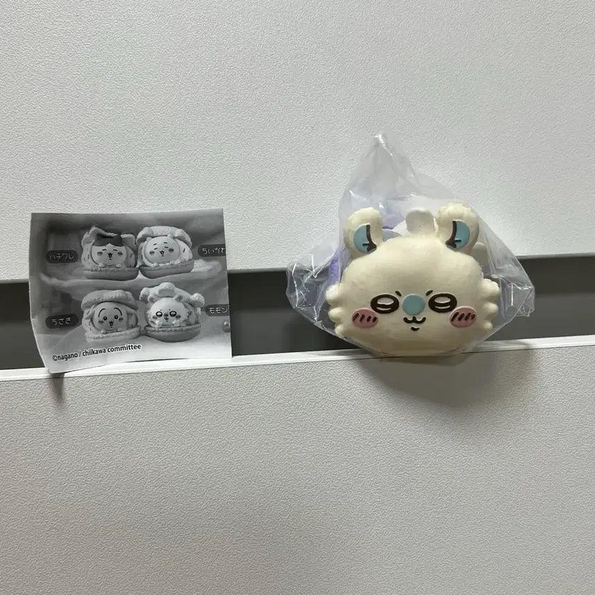 [BUNJANG] Chiikawa Momonga Macaron Figure Gacha / 치이카와 (모몽가) 마카롱 피규어 가챠 굿즈