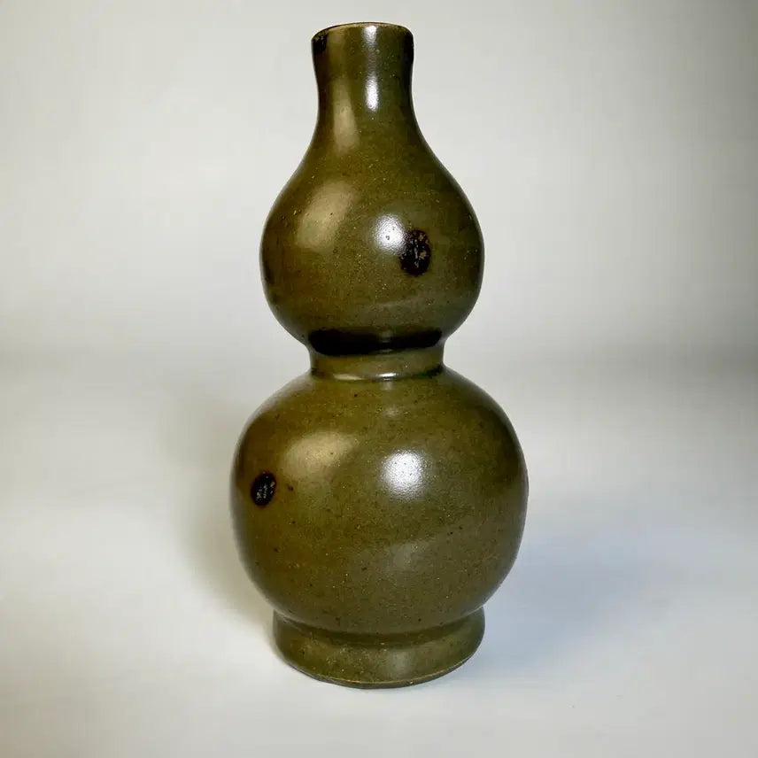 [BUNJANG] Yongcheonyo Iron-Spotted Gourd-Shaped Vase / 용천요 철수반 호로병