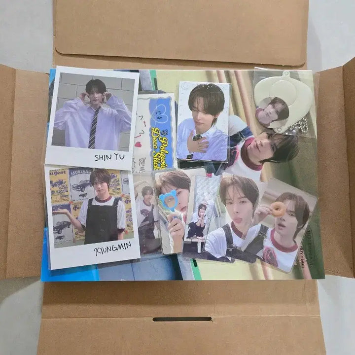 [BUNJANG] TWS Kyungmin Dicon Type A Photobook Set / 투어스 경민 디아이콘 A타입 (풀박)
