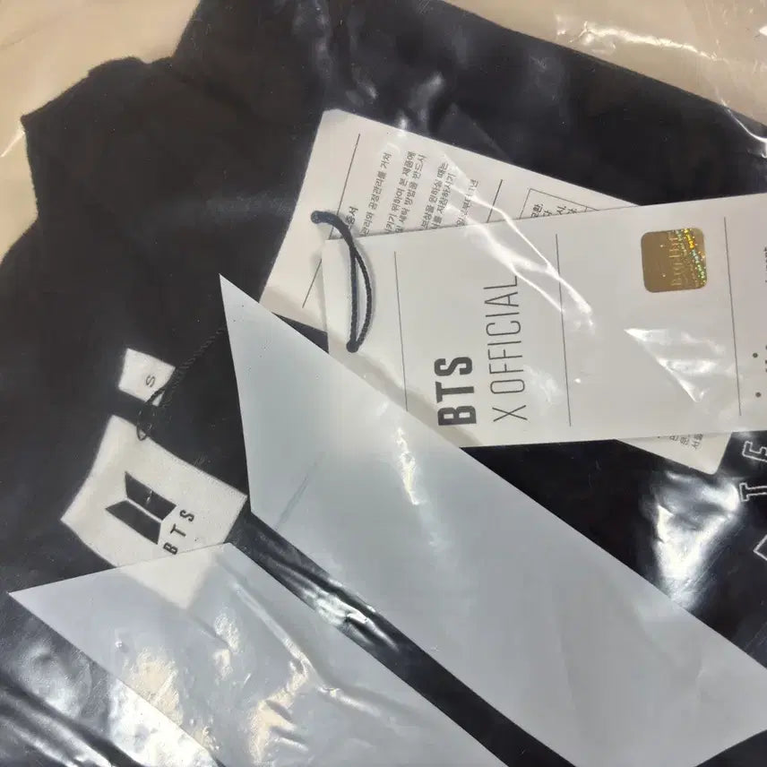 [BUNJANG] BTS Team T-Shirt (SUGA) / 방탄 BTS 팀 티쳐츠(슈가)