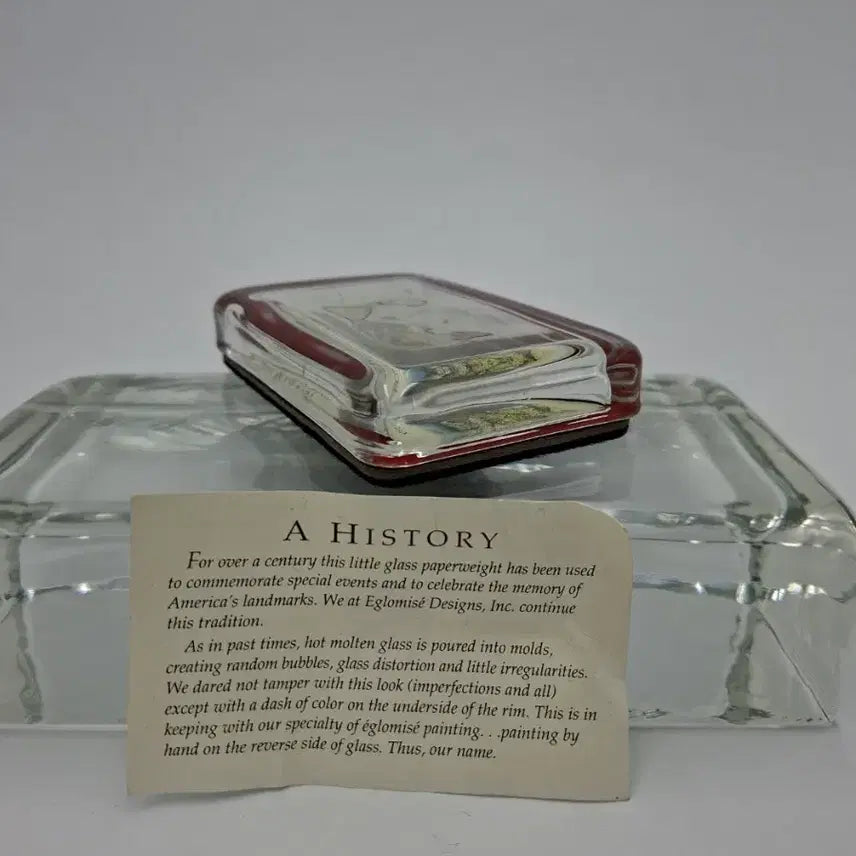 [BUNJANG] Eglomisé Designs RISD Glass Paperweight / 미국 빈티지 소품 에글로미제 디자인스 RISD 글라스 문진