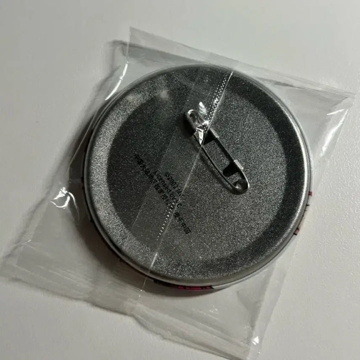 [BUNJANG] Naruto Sakura Badge / 나루토 사쿠라 뱃지