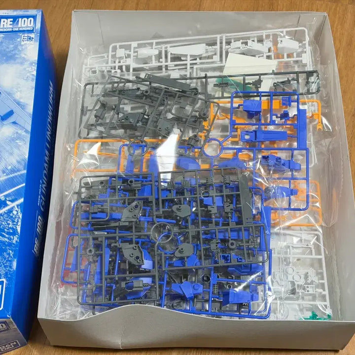 [BUNJANG] Bandai RE/100 Lindwurm Gundam (Sealed) / 반다이 RE/100 건담 린트부름 미개봉 택포