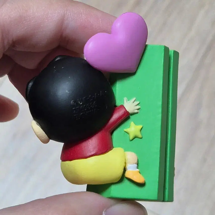 [BUNJANG] Crayon Shin-chan Gacha Cable Holder Figure / 짱구는못말려 가챠 짱구 케이블 홀더