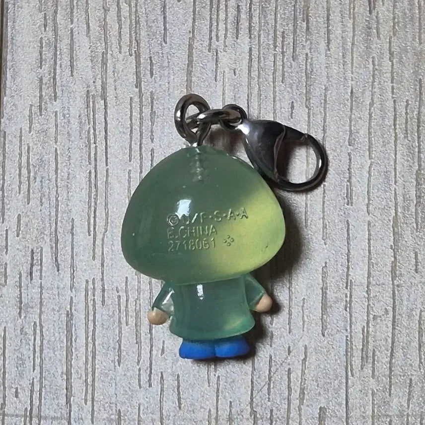[BUNJANG] Crayon Shin-chan Meshi-Iri Raincoat Kazama Figure / 짱구는못말려 가챠 메지루시 우비 훈이
