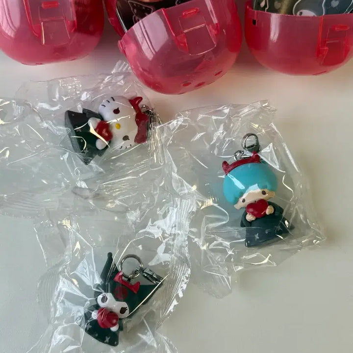 [BUNJANG] Sanrio Heart Devil Mascot Kitty, Kuromi, Kiki Bundle Set / 산리오 하트악마 마스코트 키티,쿠로미,키키 일괄 판매