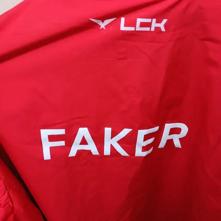 [BUNJANG] T1 2025 LCK Faker Marked Tomato Jacket (2XL) / T1 2025 1st 티원 유니폼 토마토 자켓 (페이커 마킹) 팝니다