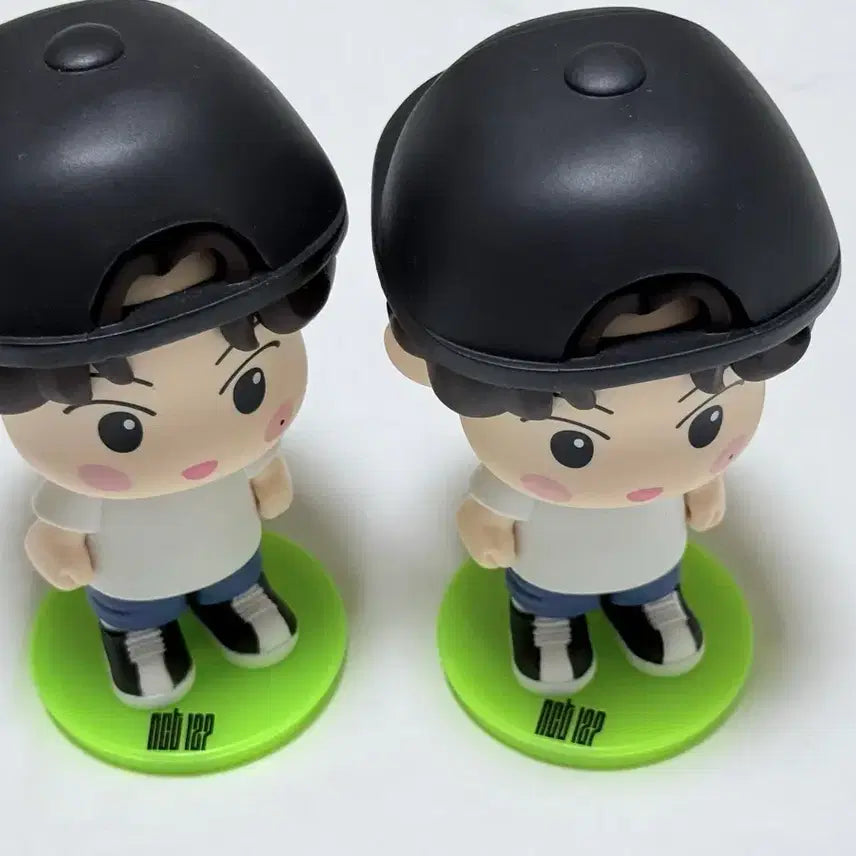 [BUNJANG] NCT 127 Mark Taeyong CGV SF Figure / 엔시티127 삐그덕 walk 마크 태국 SF CGV 마크 피규어