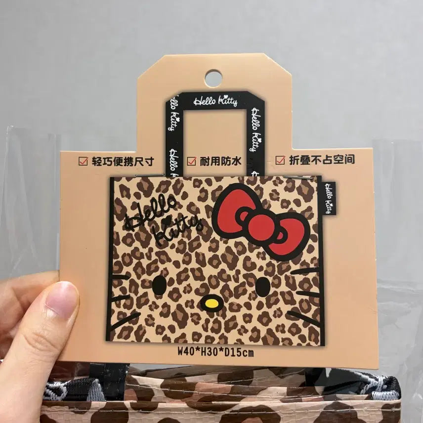 [BUNJANG] Sanrio Hello Kitty Leopard Large Tarpaulin Bag / 산리오 헬로키티 레오파트 폴리백 대형 여행가방 타포린백