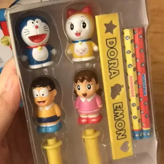 [BUNJANG] Rare Japanese Classic Doraemon Translucent Pouch &amp; Pencil Case Figure Set / 레어! 일본 고전 도라에몽 뽀용뽀용 반투명 파우치 필통 피규어 세트
