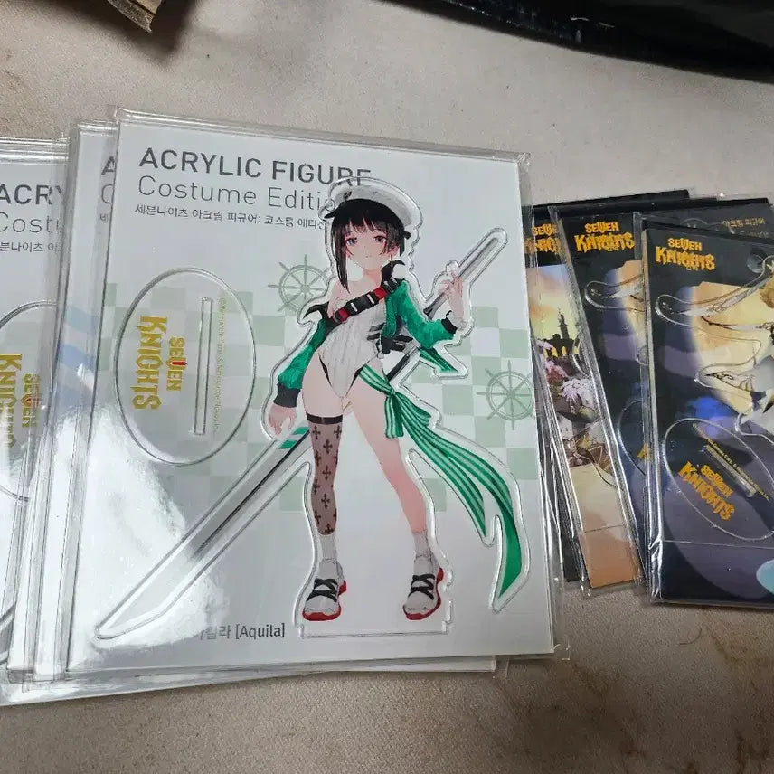 [BUNJANG] Senary Juri / Rachel Acrylic Stand / [급처] 세나리 쥬리 / 레이첼 아크릴 스탠드