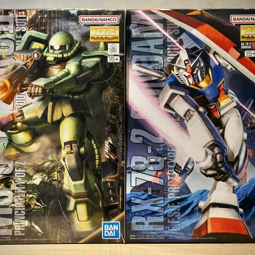[BUNJANG] Bandai Master Grade RX-78-2 Gundam Ver. 2.0 &amp; Zaku II Ver. 2.0 Bundle Set / 반다이 MG 퍼스트 건담 Ver. 2.0+사병용 자쿠 2.0 새상품