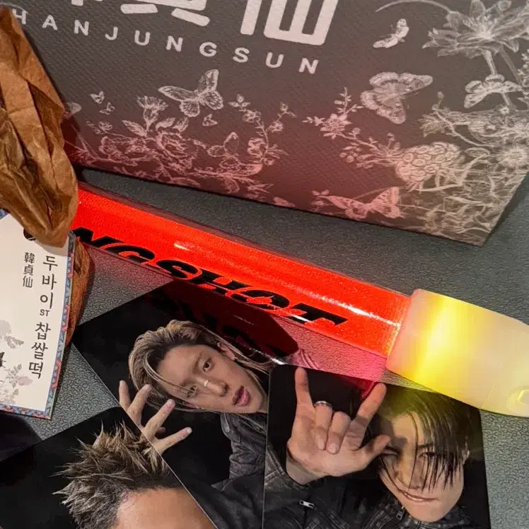 [BUNJANG] Stray Kids Official Light Stick / 롱샷 응원봉 임시응원봉