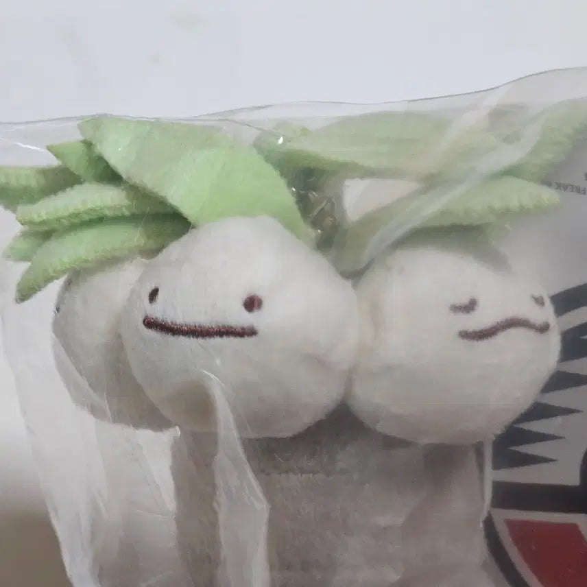 [BUNJANG] Pokemon Ditto Sleeveless T-Shirt Keyring Mascot Plush / 변신 메타몽 나시 키링 마스코트 인형