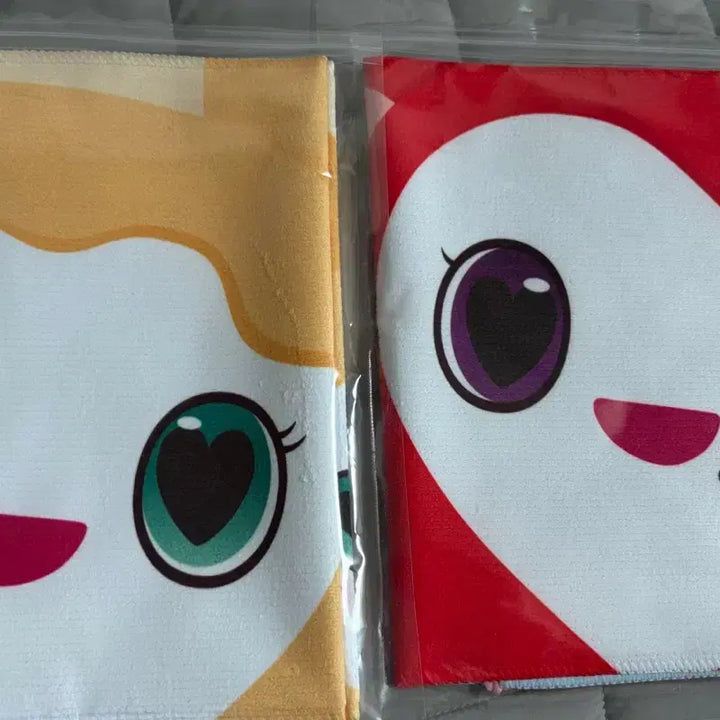 [BUNJANG] Twice Jihyo Chaeyoung Lovey Slogan (Photocard Excluded) / 트와이스 지효 채영 라부리 슬로건 (포카 제외)