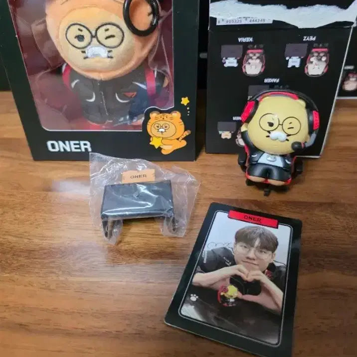 [BUNJANG] T1 Chunsiki Doll + 2 Figure Set / T1 티원 오너 춘식이 인형 + 피규어 2종 / 일괄 판매 / 오식이