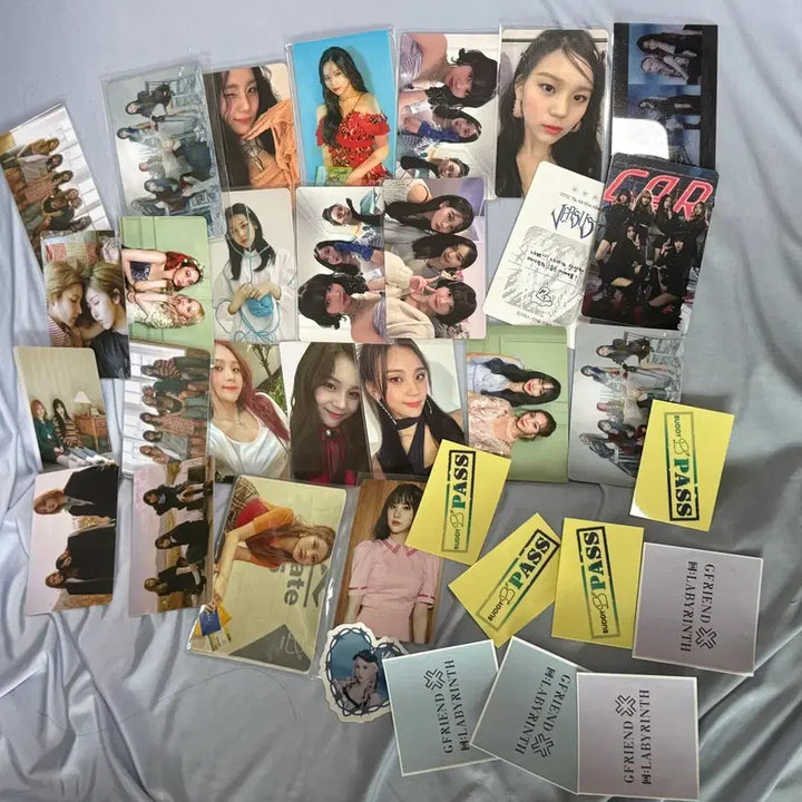 [BUNJANG] GFRIEND VIVIZ Bundle Set Photocard / 여자친구 비비지 굿즈 포카 일괄