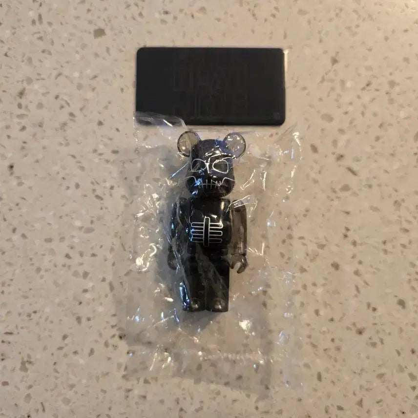 [BUNJANG] Bearbrick Series 8 Animal "Yuksicret" (Secret) Sealed / 베어브릭 8탄 애니멀 역시크릿 미개봉 새상품