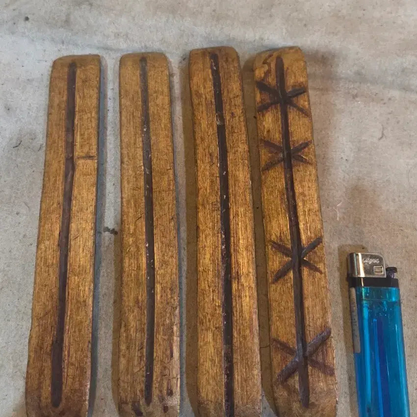 [BUNJANG] Traditional Korean Yut Nori Game Set - 4 Yut Sticks (Haebangjeonhu Era) / 민속품  / 윷놀이  / 추억의 윷가치 4점