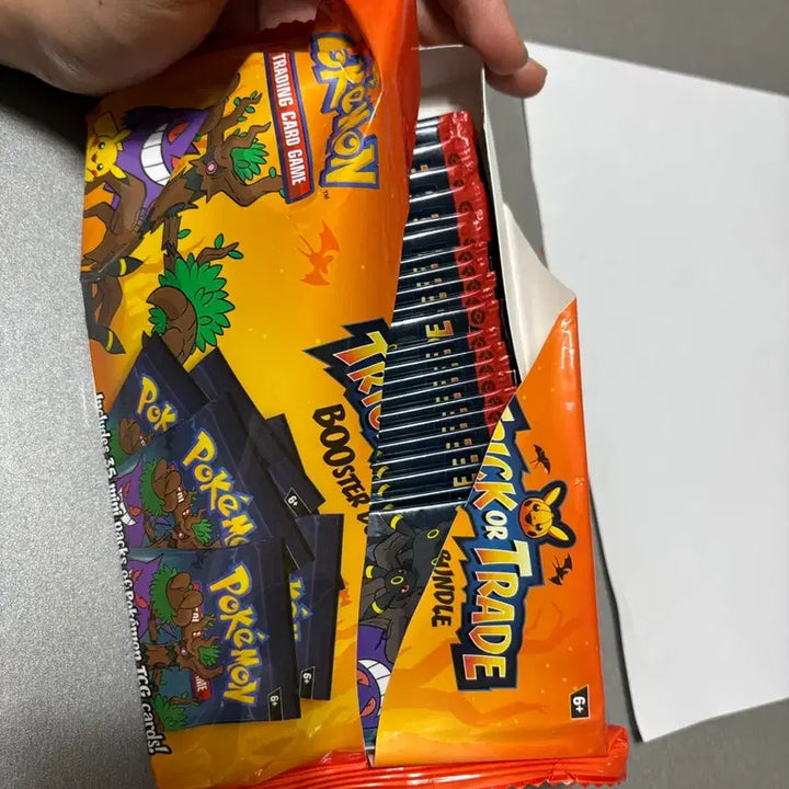 [BUNJANG] Pokemon TCG North America Halloween Booster Packs Set (3 Packs) / 포켓몬스터 북미 2022,2023,2024 세트(3팩) 팔아요