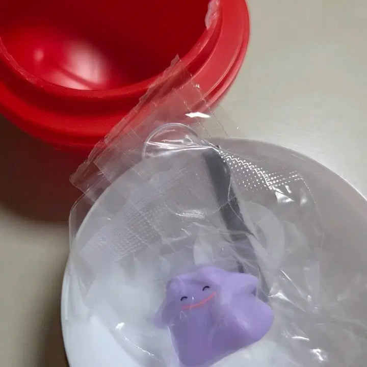 [BUNJANG] Sealed Pokemon Monster Ball Ice Ball Metamon Figure / (미개봉)포켓몬 몬스터볼 아이스볼 피규어 메타몽