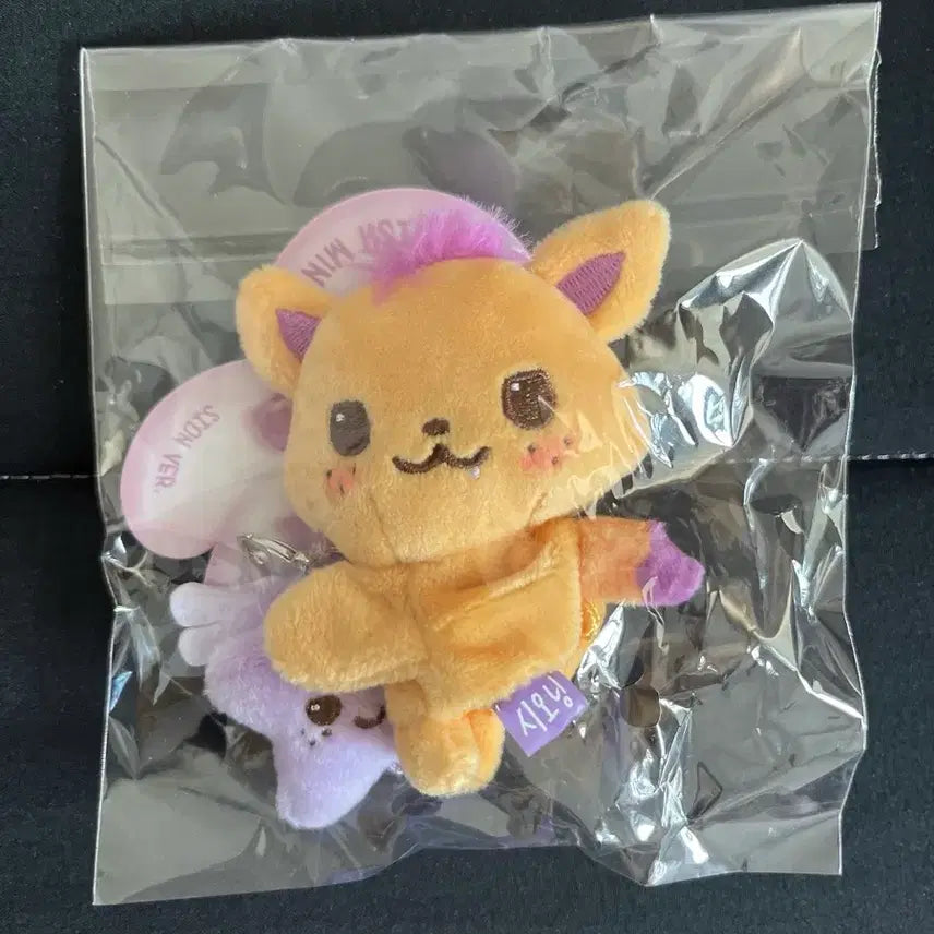 [BUNJANG] NCT WISH Sion Seobong Mini Doll Fanlight Keyring / (미개봉) 엔시티 위시 미니돌 팬라이트 응원봉 키링 시온 시오닝