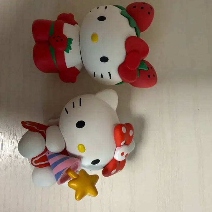 [BUNJANG] Sanrio Hello Kitty Gacha Figure Set / 헬로키티 가챠 피규어