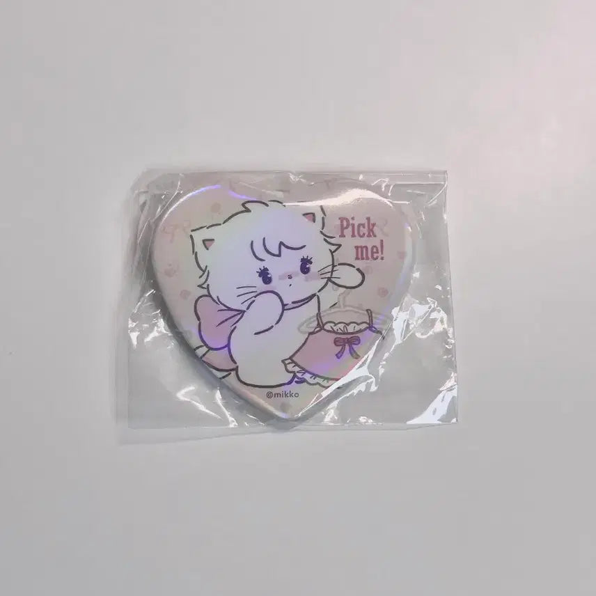 [BUNJANG] Miko Characters Mousse Heart Can Badge / 미코캐릭터즈 무스 하트 캔뱃지