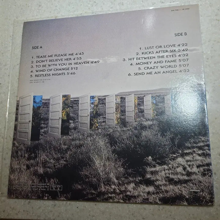 [BUNJANG] Scorpions Crazy World LP Vinyl Record / 스콜피온스 LP - Crazy World