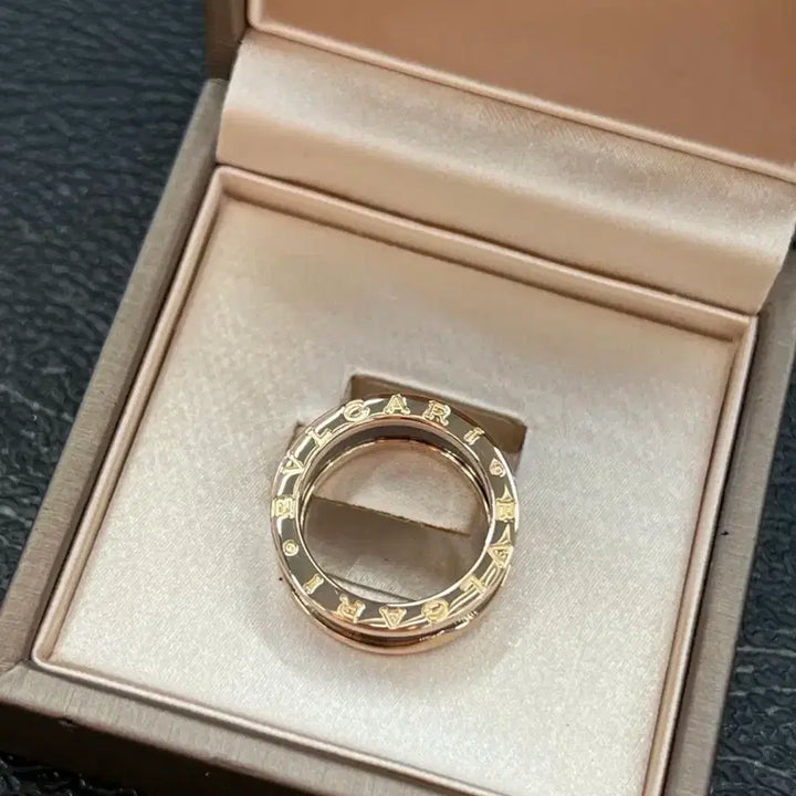 [BUNJANG] Bulgari B.Zero1 Ring Black Gold / 불가리 비제로원 반지 블랙