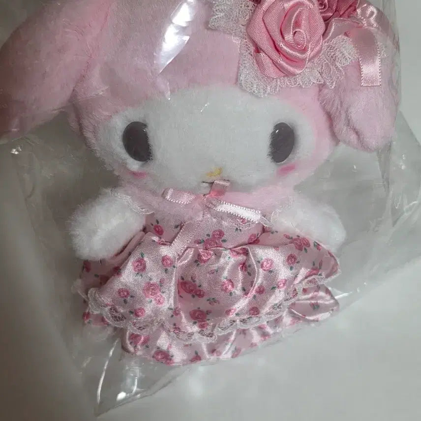 [BUNJANG] Sanrio Lady My Melody Rose Mascot Doll / [산리오] 레이디 마이멜로디 로즈 마스코트 인형