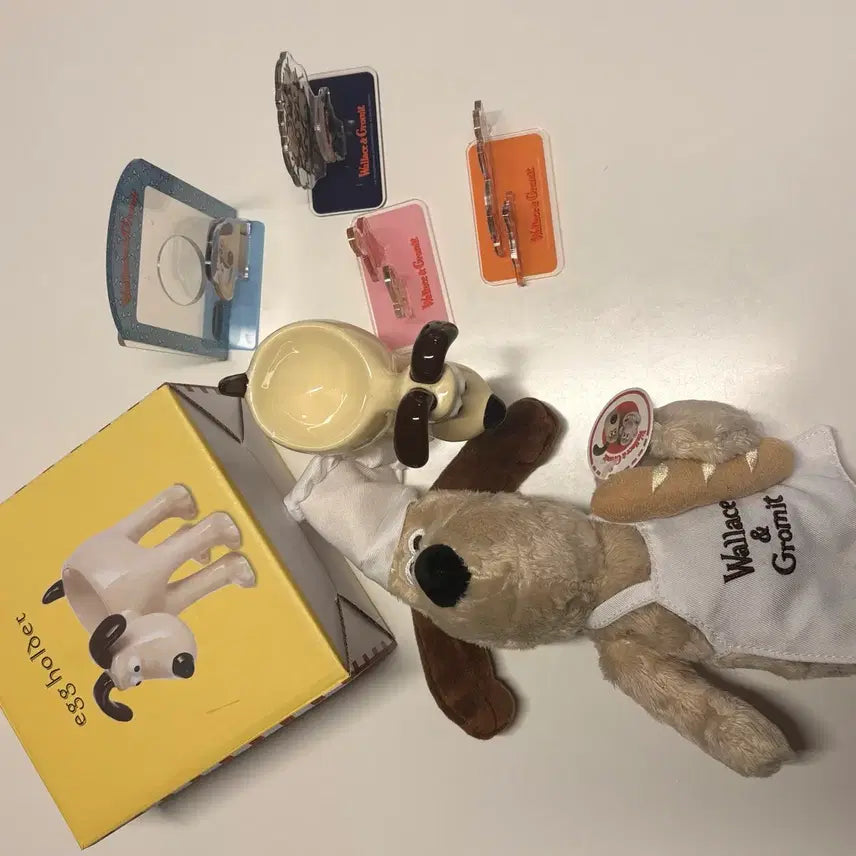 [BUNJANG] Gromit Doll Egg Tray Acrylic Stand Bundle Set / 그로밋 인형 에그트레이 아크릴스탠드 일괄 세트