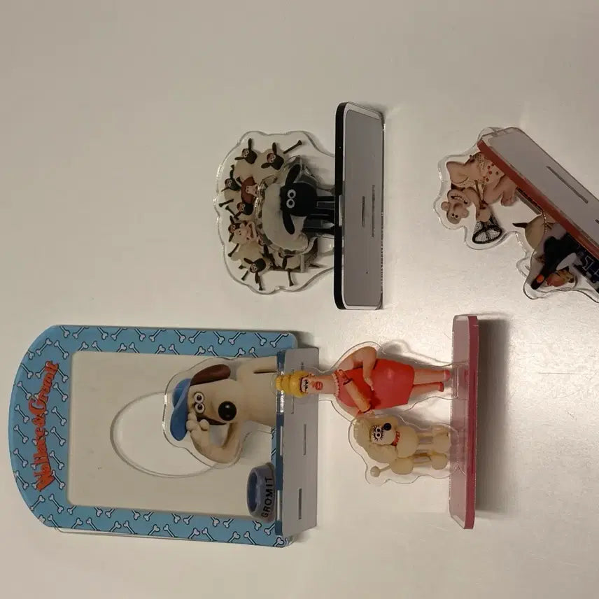 [BUNJANG] Gromit Doll Egg Tray Acrylic Stand Bundle Set / 그로밋 인형 에그트레이 아크릴스탠드 일괄 세트
