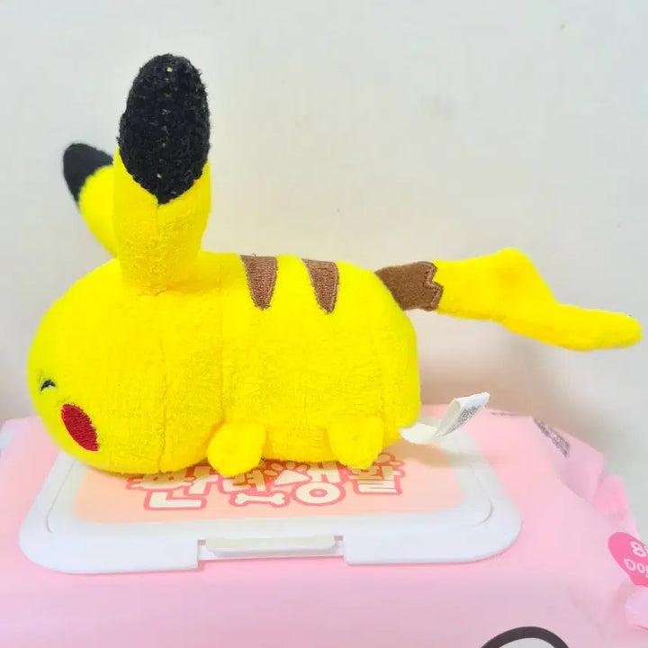 [BUNJANG] Vintage Pokemon Sleeping Pikachu Plush Toy / 고전 빈티지 포켓몬 엎드린 피카츄 인형