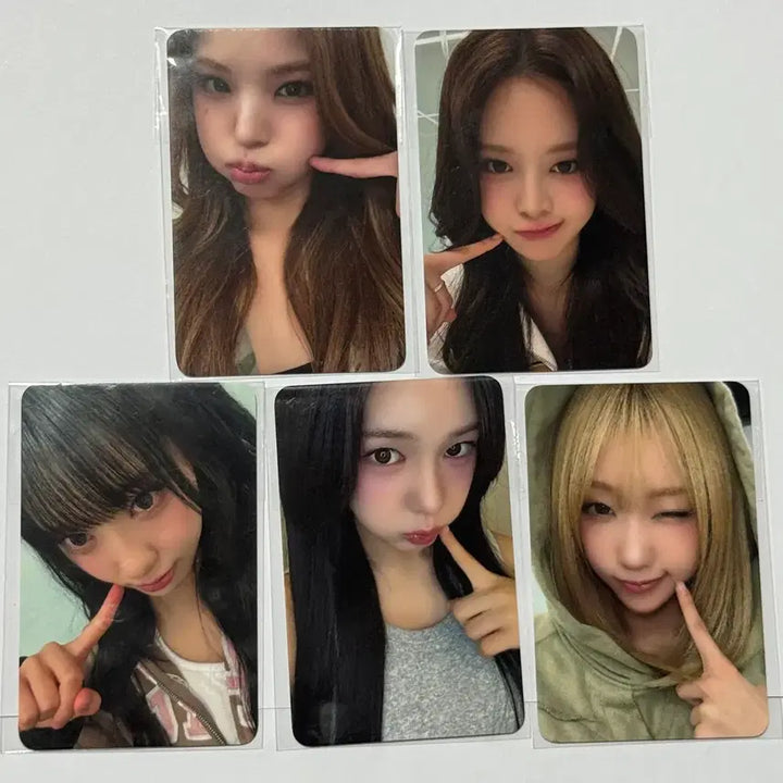 [BUNJANG] IZNA Metropolis Showcase Mnet Plus POB Bundle Set / 이즈나 메트로놈 쇼케이스 엠넷플러스 미공포 일괄 양도