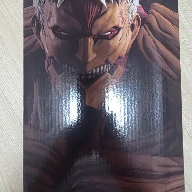[BUNJANG] Attack on Titan Armored Titan Figure / 진격의 거인 갑옷거인 팝니다.