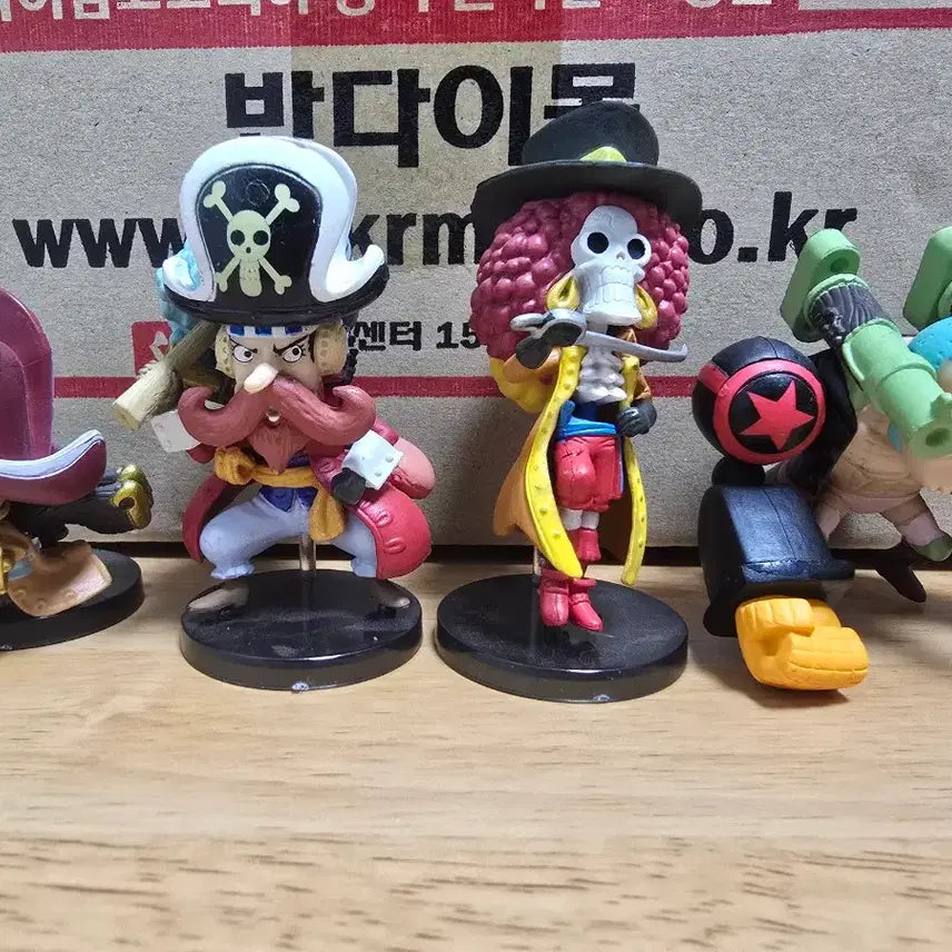 [BUNJANG] One Piece Mini Figures 15 Types + Puzzle Set / 원피스 미니 피규어 15종+퍼즐 팝니다