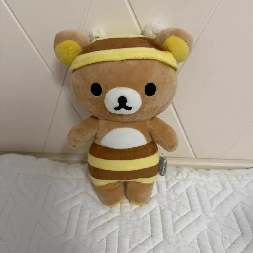 [BUNJANG] Vintage Rilakkuma Honeybee Plush / 고전 리락쿠마 꿀벌 인형