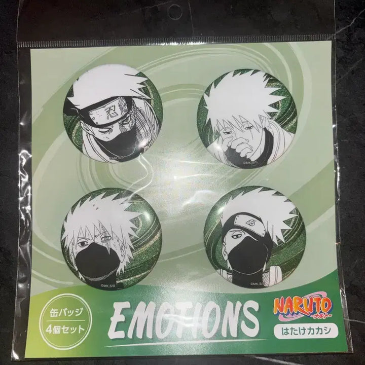 [BUNJANG] Naruto Kakashi Emotion Can Badge (Sealed) / 나루토 카카시 이모션 캔뱃지 미개봉