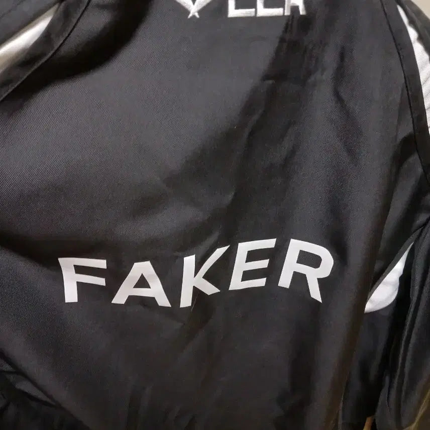 [BUNJANG] T1 2026 Ver 1 LCK Faker Jersey / T1 티원 2026 ver 1 LCK 유니폼 (페이커 마킹) 팝니다