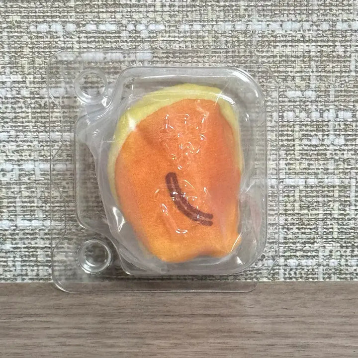 [BUNJANG] Sylvanian Families Kirakira Kuji Pancake Latte Cat Figure (Sealed) / [미개봉,새상품] 실바니안 키라키라 쿠지 G상 핫케이크 라떼고양이