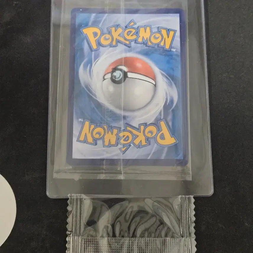 [BUNJANG] Pikachu RR &amp; Coin Pokemon Cards (Reprint) / 중판 피카츄 rr 및 코인 포켓몬카드